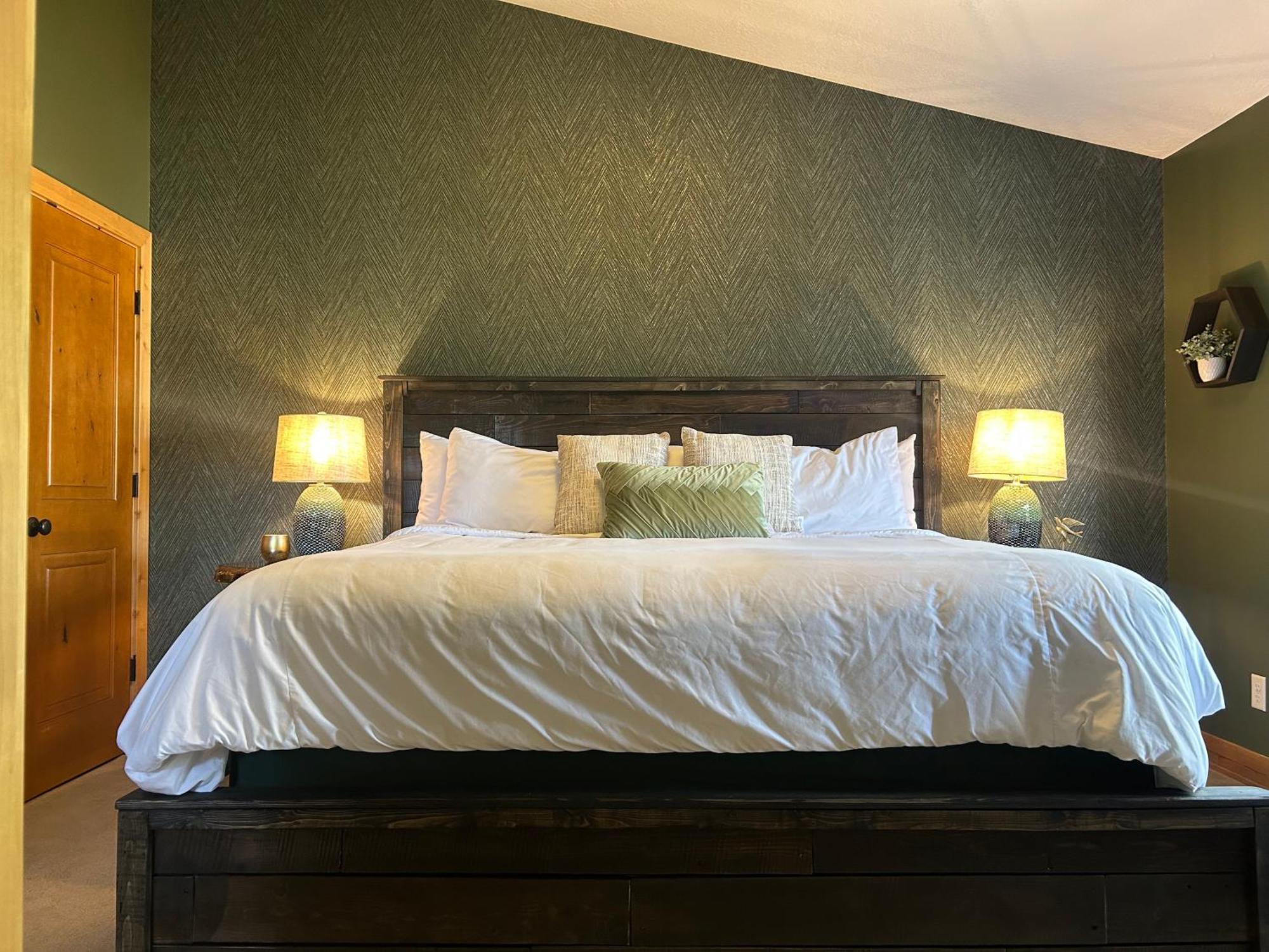 Engen Hus Bed and breakfast
